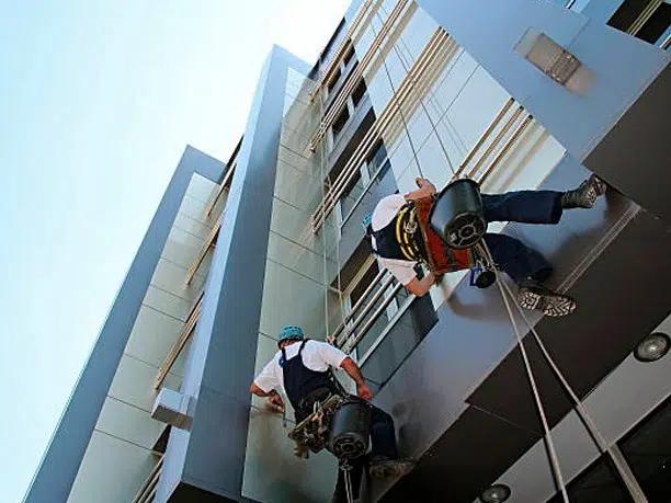 trabajos verticales reparacion de tejados en madrid